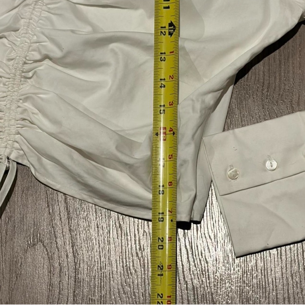 Zara Classic White Collared Blouse - Picture 5 of 5